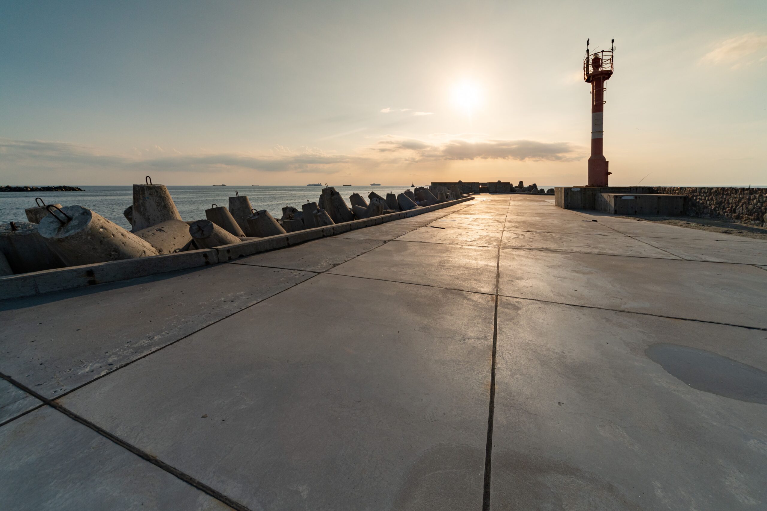 north-pier-with-breakwaters-sunset-seascape-tetr-2024-07-23-18-19-49-utc